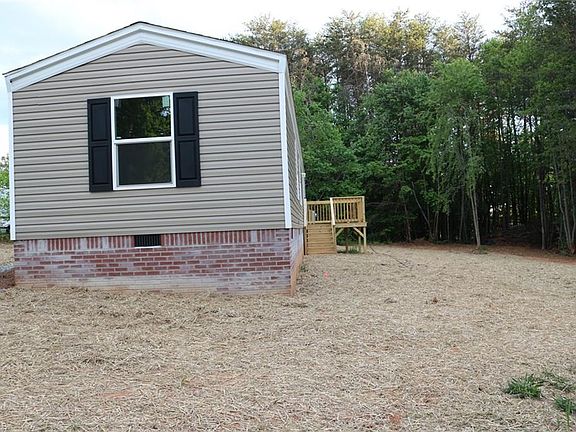 3rd image of 126 Sycamore Dr