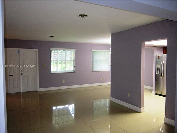5th image of 1391 NE 158th St