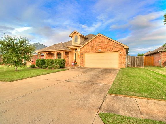 2nd image of 2420 Vintage Park Ln