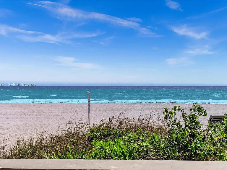4144 El Mar Dr #5 — Photo 16