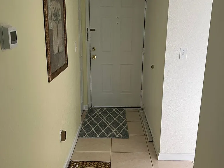 1999 Kings Hwy #13B — Photo 2