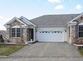 16 Garnet Dr, Woodland Park, NJ 07424