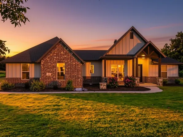 606 Central Rd, Weatherford, TX 76088