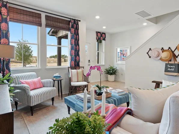 2530 Violet Theo Ln, Round Rock, TX 78665