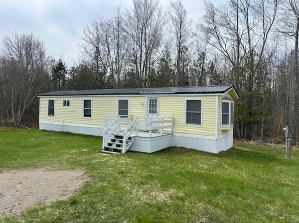 1 Hammond Drive, Belfast, ME 04915