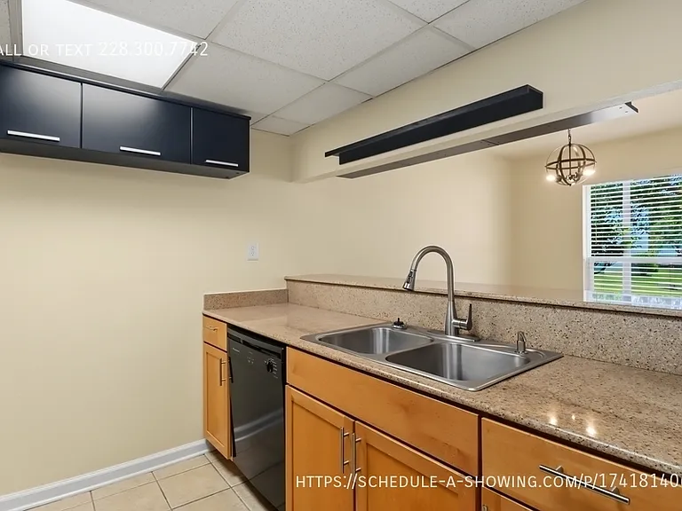 3230 Cumberland Rd #42 — Photo 6