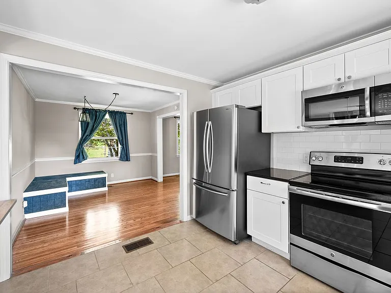 4809 Lynn Dr — Photo 18