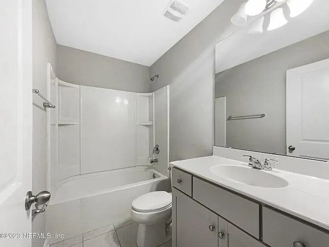 11247 Minnetta Ct — Photo 6