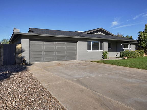 2nd image of 719 E Campus Dr
