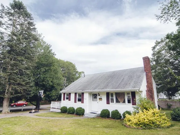1091 Court St, Brockton, MA 02302