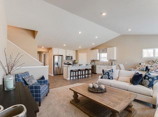 18097 Hidden Creek Trl, Lakeville, MN 55044