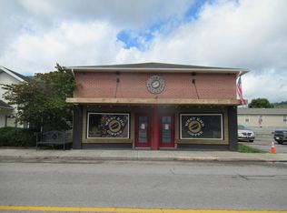 393 Main St, Rainelle, WV 25962