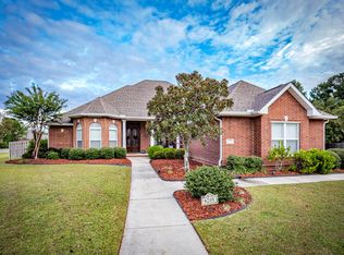 6205 Silverleaf Dr E, Ocean Springs, MS 39564
