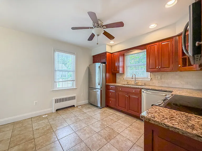 1237 Pine Grove Rd — Photo 16