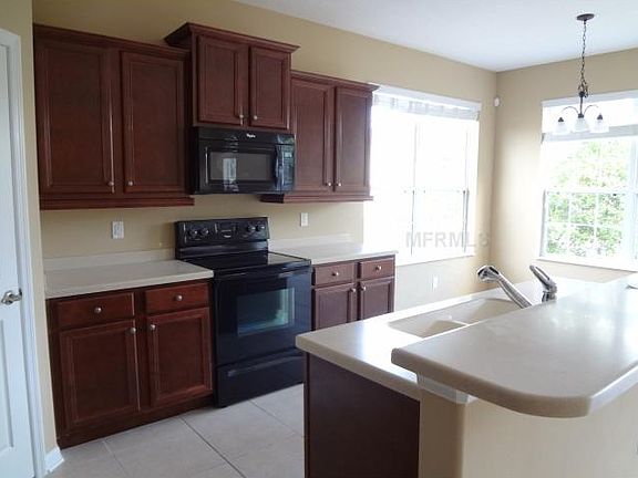 3rd image of 3650 Oak Brook Ln