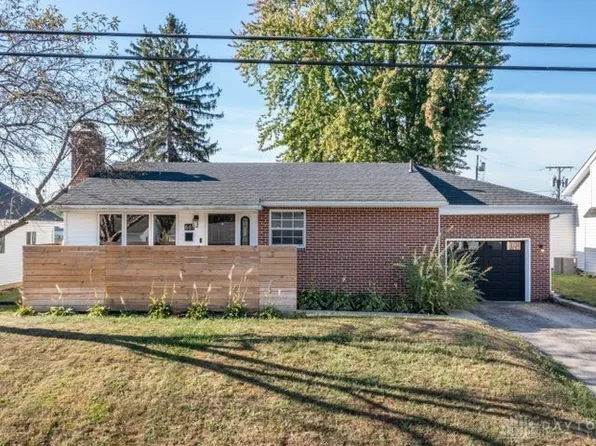 661 E Court St, Urbana, OH 43078