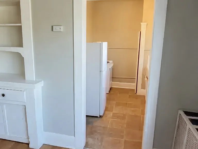 630 W Washington St #9 — Photo 10