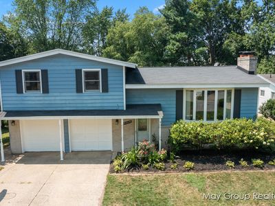 5315 Burgis Ave SE, Kentwood, MI, 49508