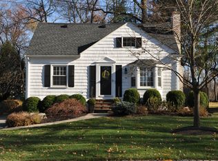 34 University Ave, Chatham, NJ 07928