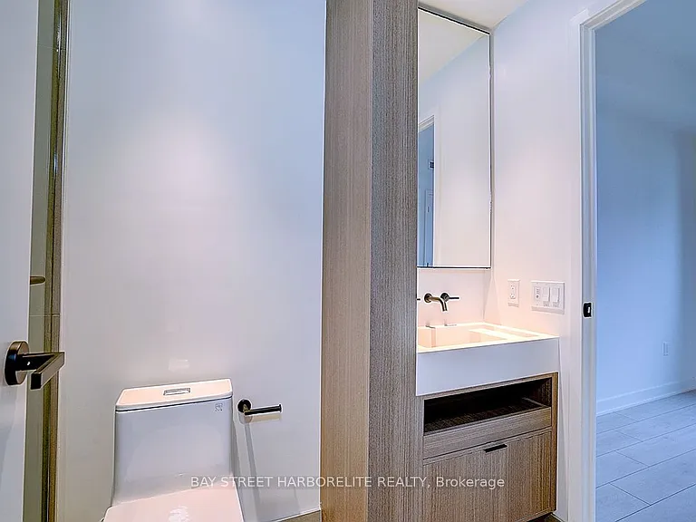 55 Charles St E #4311 — Photo 15