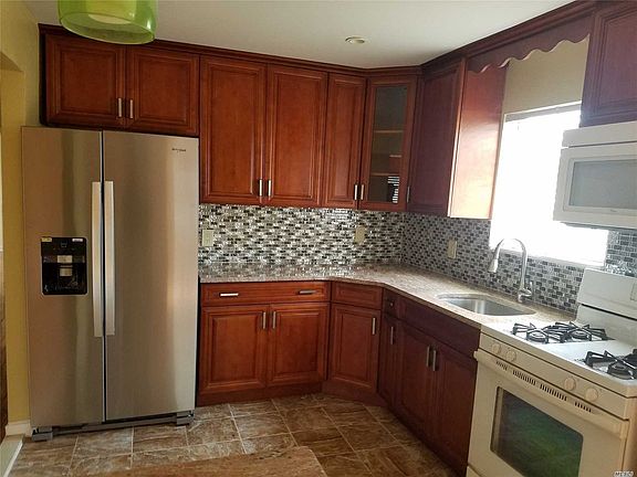 5th image of 17612 Baisley Blvd