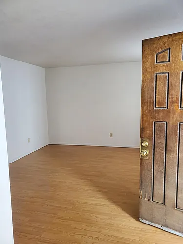 325 Pearson Dr #3 Photo 1
