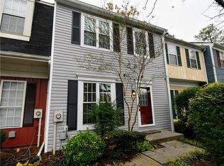 606 Wedgewood Way, Sandy Springs, GA 30350
