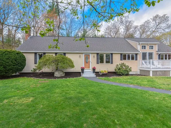25 High Rock Rd, North Attleboro, MA 02760