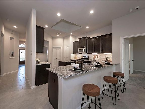 4th image of 2507 Kaman Ln