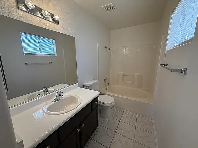 6109 Crockery St — Photo 17