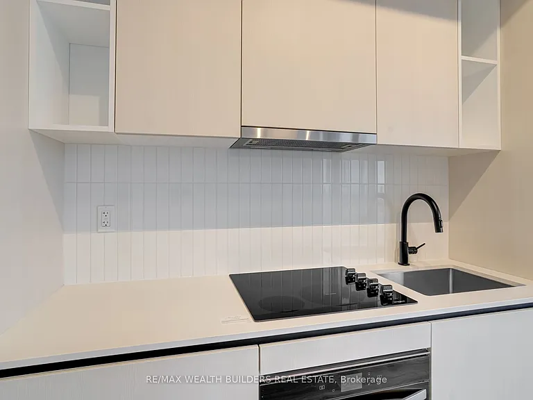 1285 Dupont St #2407 — Photo 3
