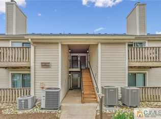 2308 Aspen Dr, Plainsboro, NJ 08536