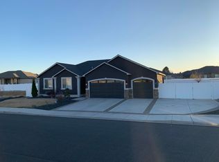 1730 E Madera St, Othello, WA 99344