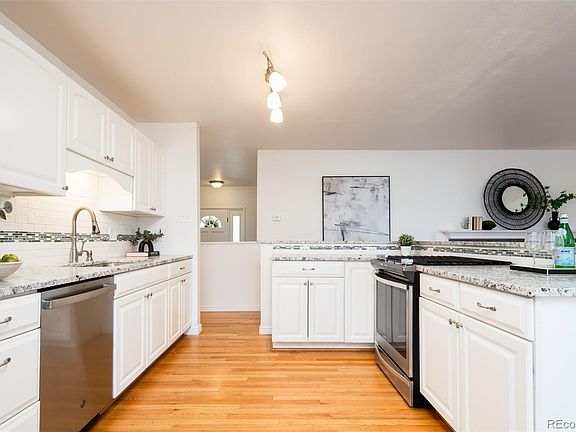 5th image of 13429 W Auburn Avenue