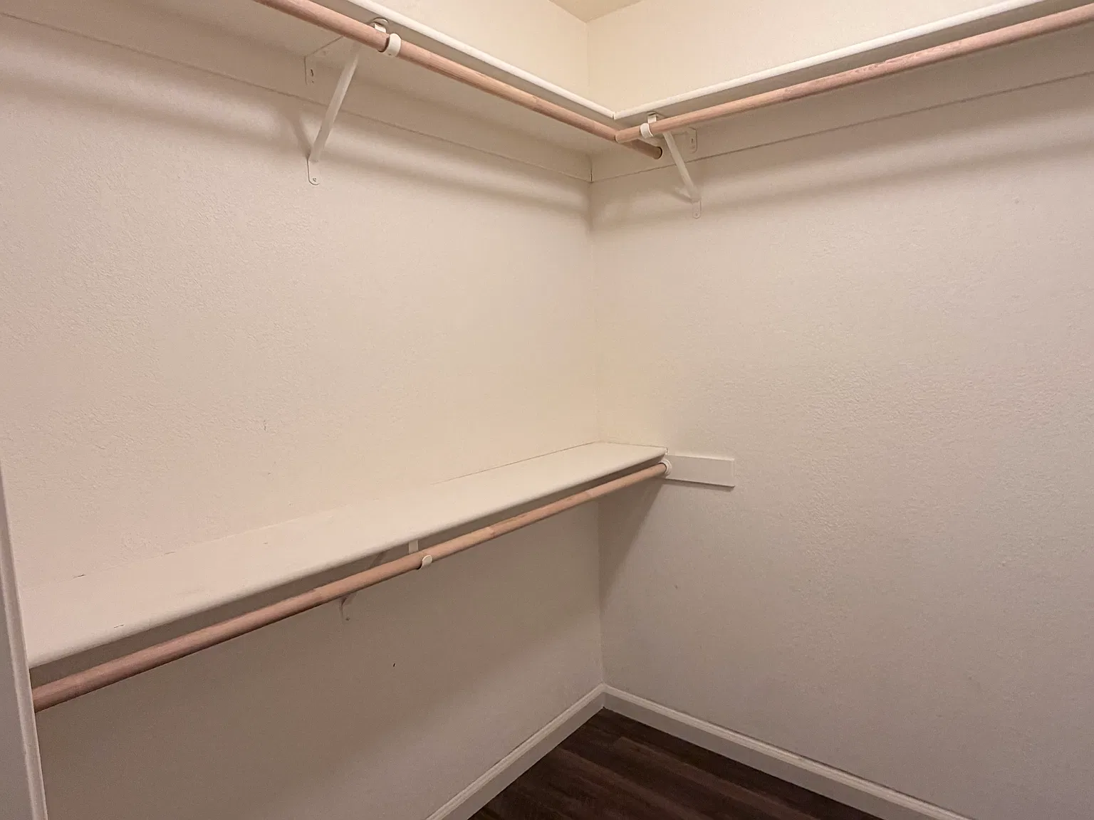 3 bed, 1800 sqft, $3,500 — Photo 4