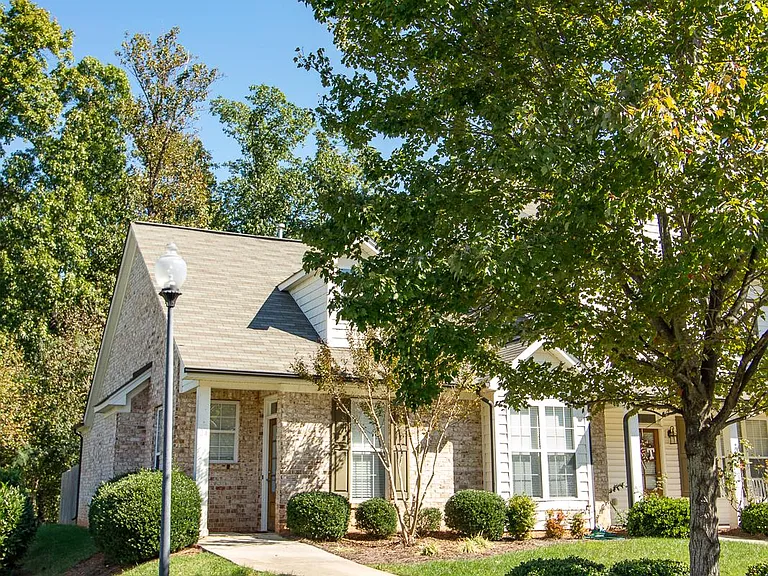 24 Hydrangea Ct — Photo 2