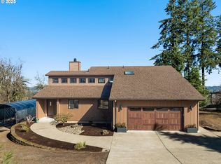 17287 S Overlook Rd, Oregon City, OR 97045