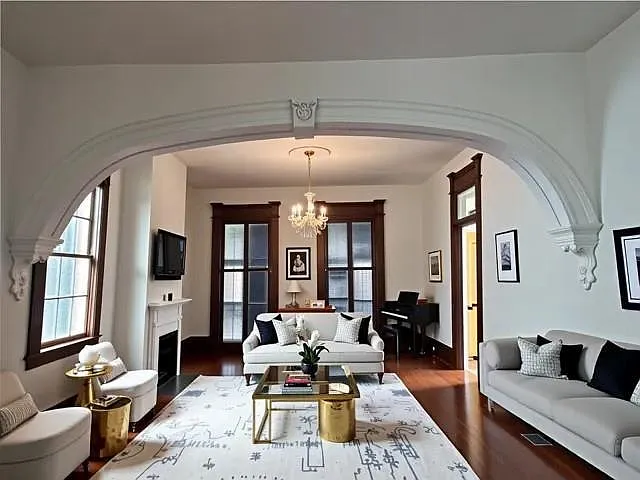 1608 Governor Nicholls St #D — Photo 3