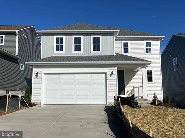 128 Curtain Fall Dr, Middletown, VA 22645