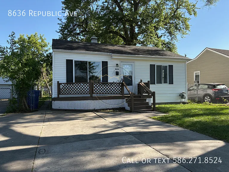 8636 Republic Ave — Photo 1