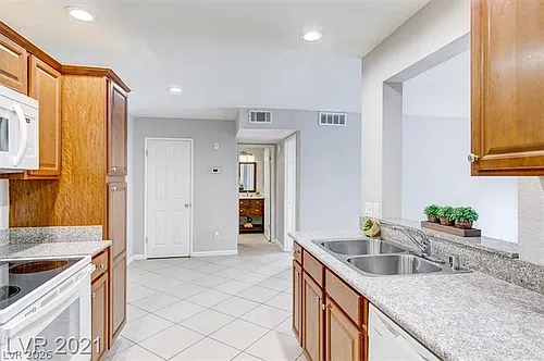 221 Mission Newport Ln #108 Photo 1