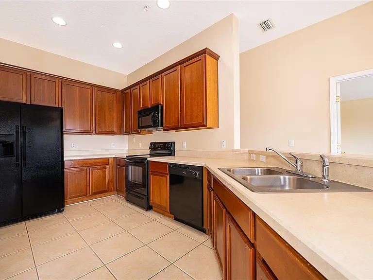 10791 Gran Paradiso Dr #13A — Photo 9