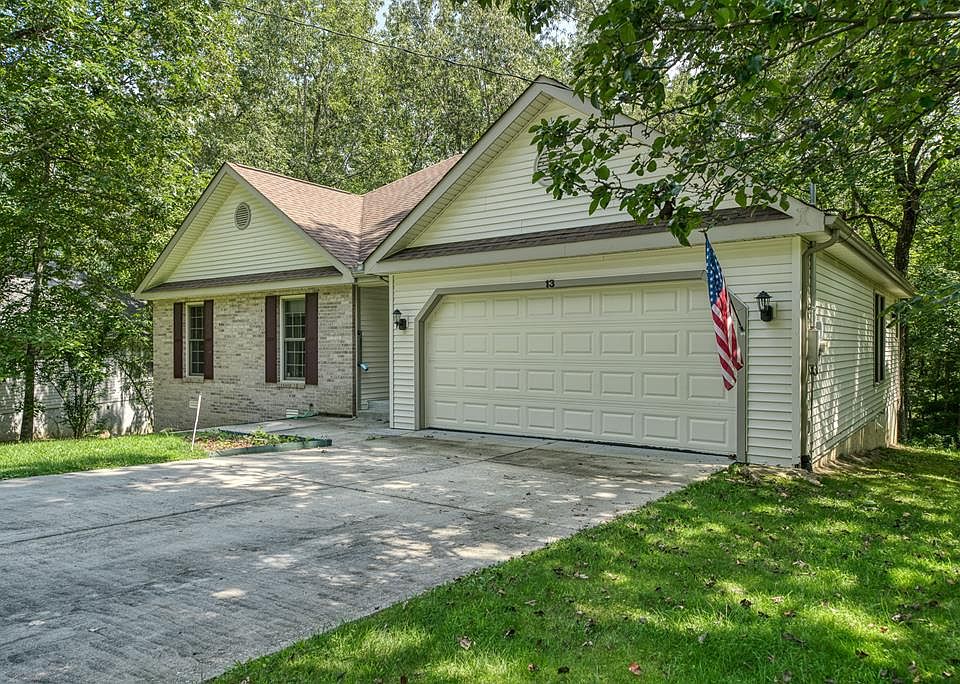 1st image of 13 Charlton Ln
