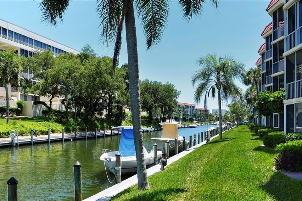 2nd image of 1300 N Portofino Dr #S401