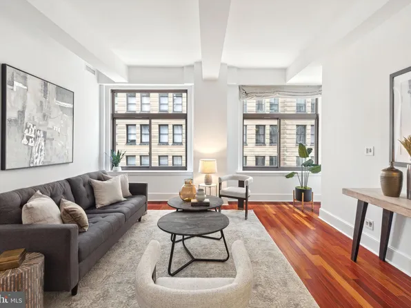 1500 Chestnut St APT 6H, Philadelphia, PA 19102