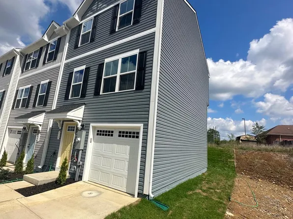 113 Kensington Cir, Middletown, VA 22645