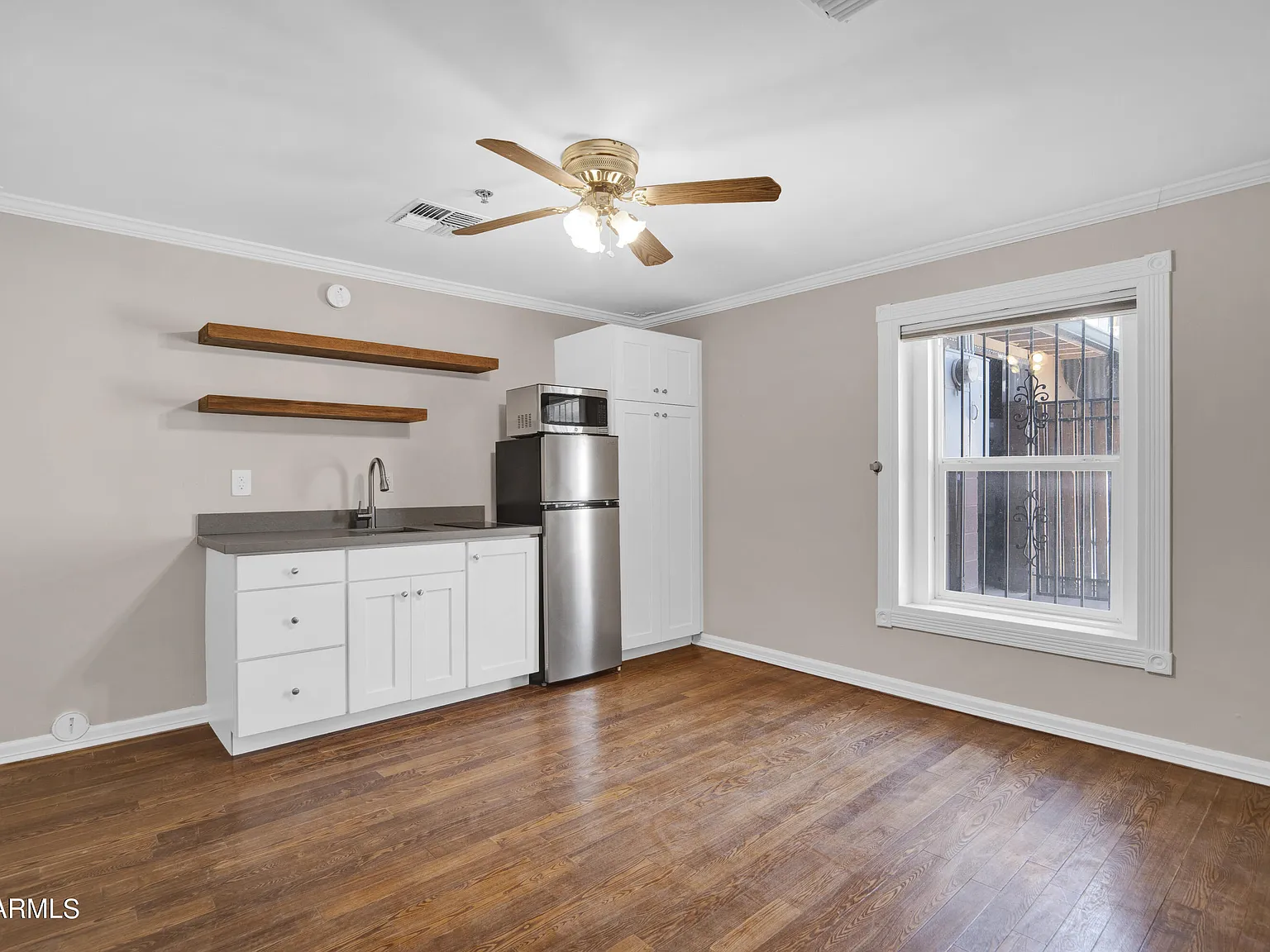 Studio, 1.0 bath, 247 sqft, $850 — Photo 1