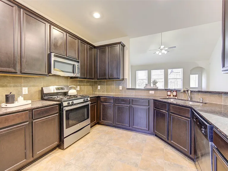 6518 Wilshire Rdg — Photo 9