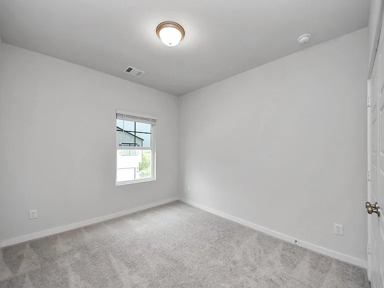 3830 Glossy Lake Dr — Photo 36