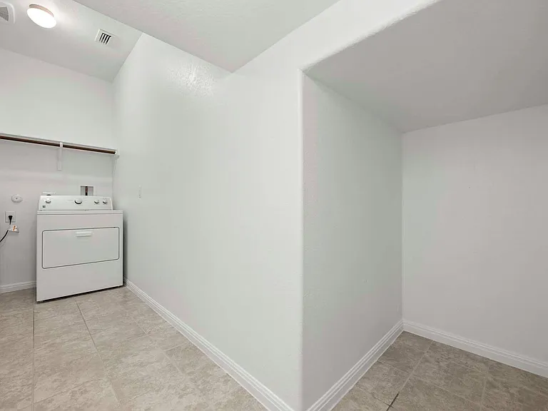383 Eagle Brook Ln — Photo 29